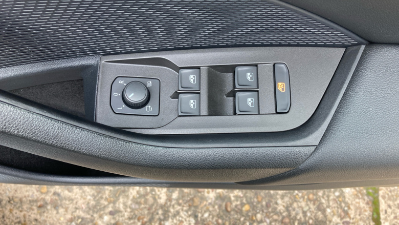 Skoda Octavia 2.0 TDI 150 SE L 5dr DSG Diesel Hatchback